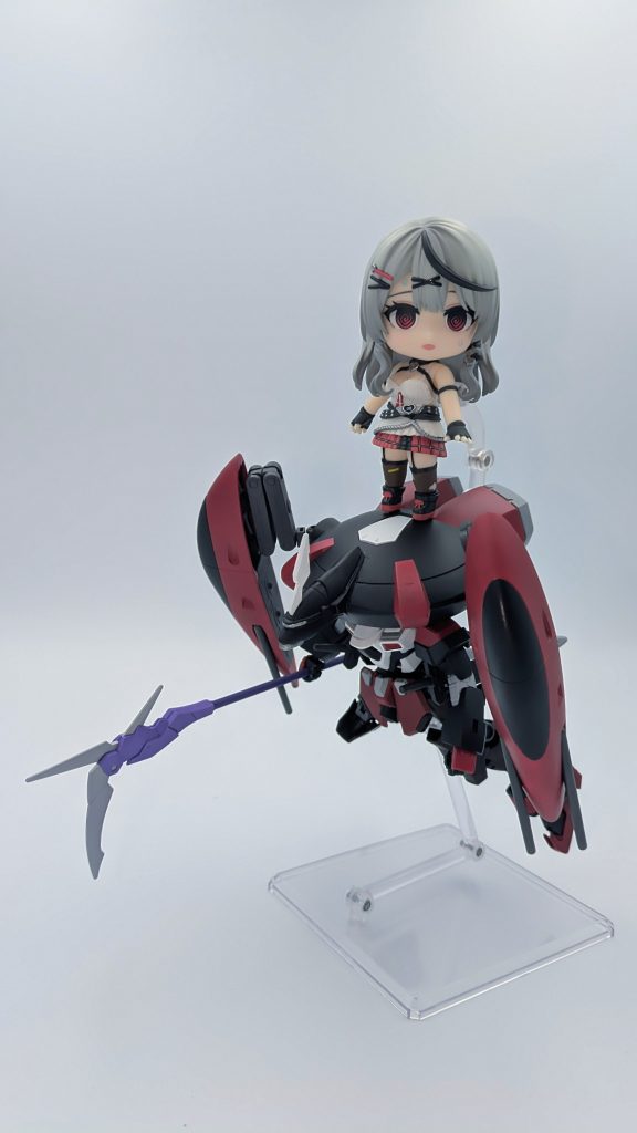 ここまで見て頂いてありがとうございます!フォビドゥンを一切使わなかった事もあって雰囲気以外全然似てないですが、モノアイの可動、差し替え無しで変形が出来たので、個人的には満足できました。もし良ければ👍️やコメント等して頂けると非常に嬉しいです!