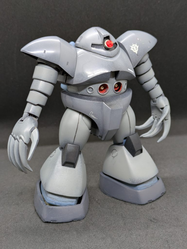 何となくステルス性が上がっている?モノアイは赤にしてみました。