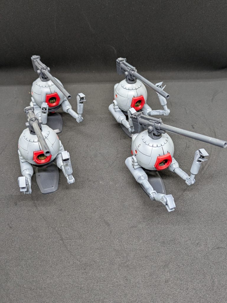 ボールも出来が良いです。主砲が連装されたものも付属しているのですが、付けたら強そうだったのでやめました。やはり単砲でいいや。アーム部がABSなので、塗装後に動かしたらバキバキに砕けました！（こちらの塗り方が悪いのでしょうが、割れると泣けます）再接着とパテで無理矢理修復。怖いので動かしません。