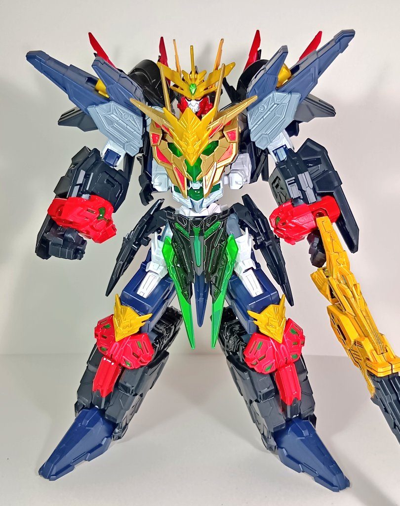 「いかに少ない作業量で再現出来るか?」を目指したので、成型色そのままでよさそうなところはそのままになっています手抜きとも言います