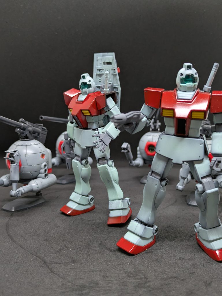 自分が出撃するならボールは嫌だなー。と考える連邦兵は多そうなので、ジムへの搭乗希望率は相当高そうです。ボールなんて言われた日には―。それでもパブリグ突撃艇やジオンのオッゴ、ガトルとかよりはいいのかなー。密集隊形でスイミー作戦しかない！？