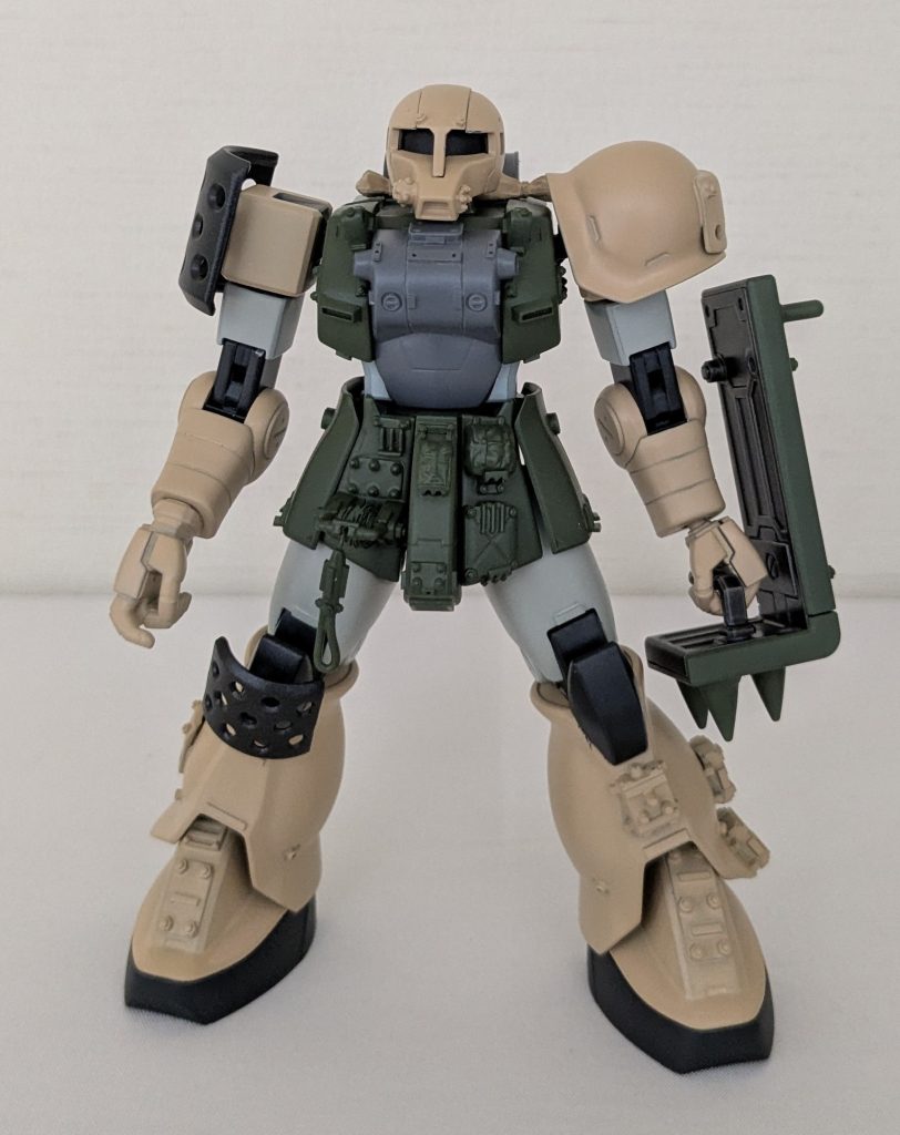 ウェザリングなどしてない状態後輩より腰が細く見えるからプラ板とかパテで太らせた方がマッシブでカッコいいとの指摘を受けたが面倒くさい…と色を変更…