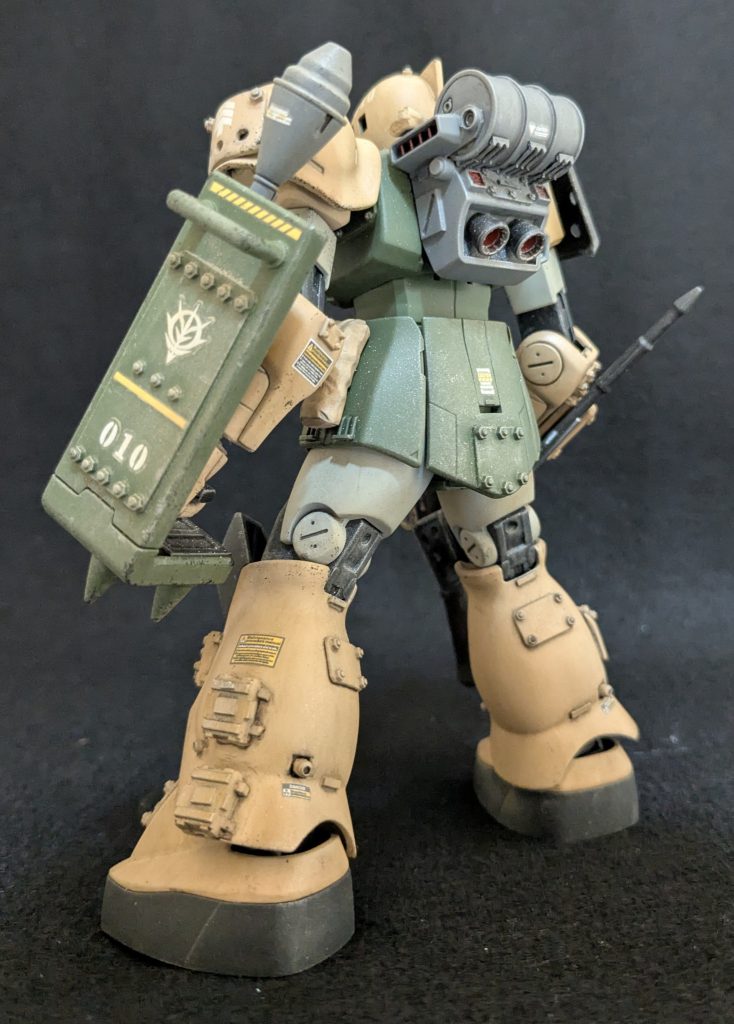 10作目なので010の番号を付けてます。搭乗者はタミヤ大尉(誰?)という設定です。静岡ホビーショウでタミヤ本社見学に行ってきました、大雨だったのがキツかった。