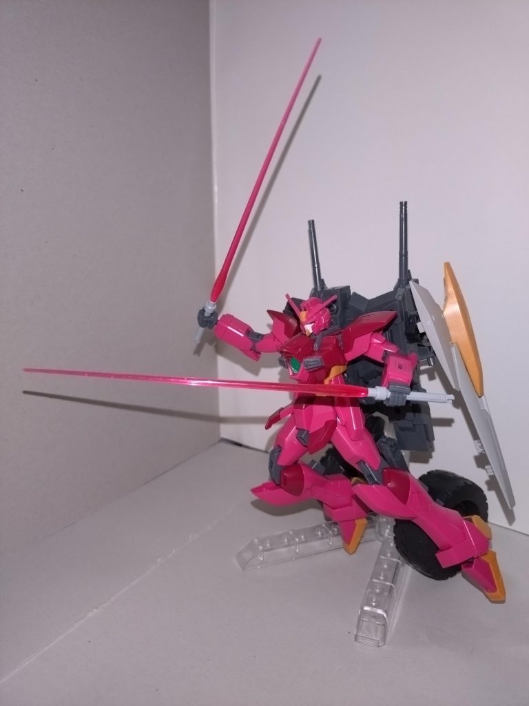 ローラーダッシュによる近接攻撃は超強力。