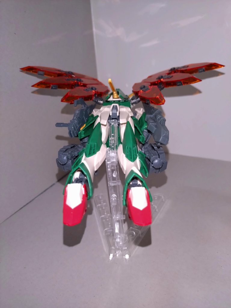 香澄「翼の色が関係してるんだろうけど、ウイングガンダムに比べて、魔鳥みたいになったような気がする」瑠唯「エクシードバインダー2に、もとのフェニーチェリナーシタに合うグリーンがないので、ガンメタにしました」  〜氷川紗夜のレポートより〜