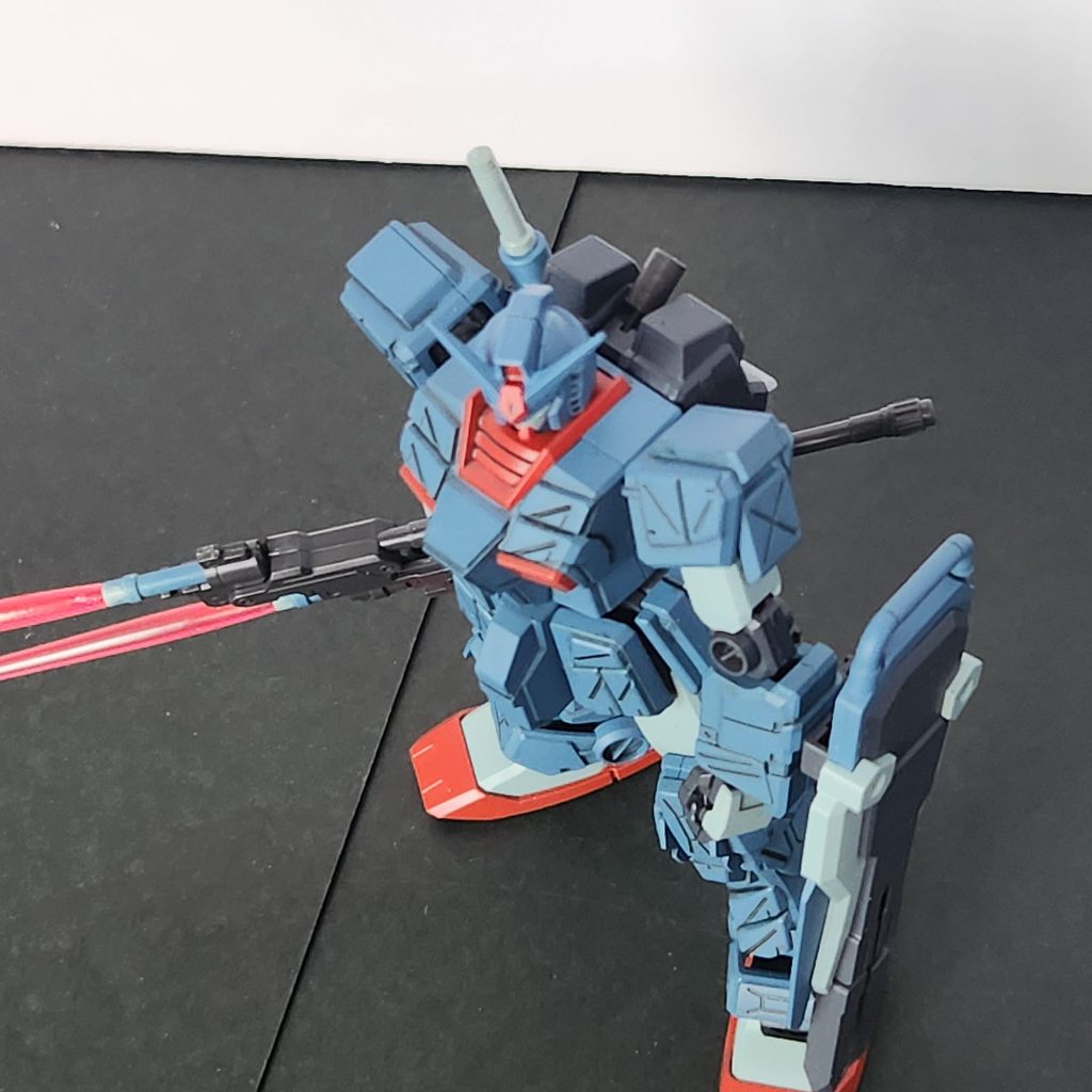 カラーリングに悩みましたが、ミディアムブルーがマッチしました。