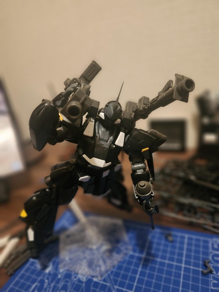 やはりケンプファーといえば突撃。(デカール貼る前の写真)