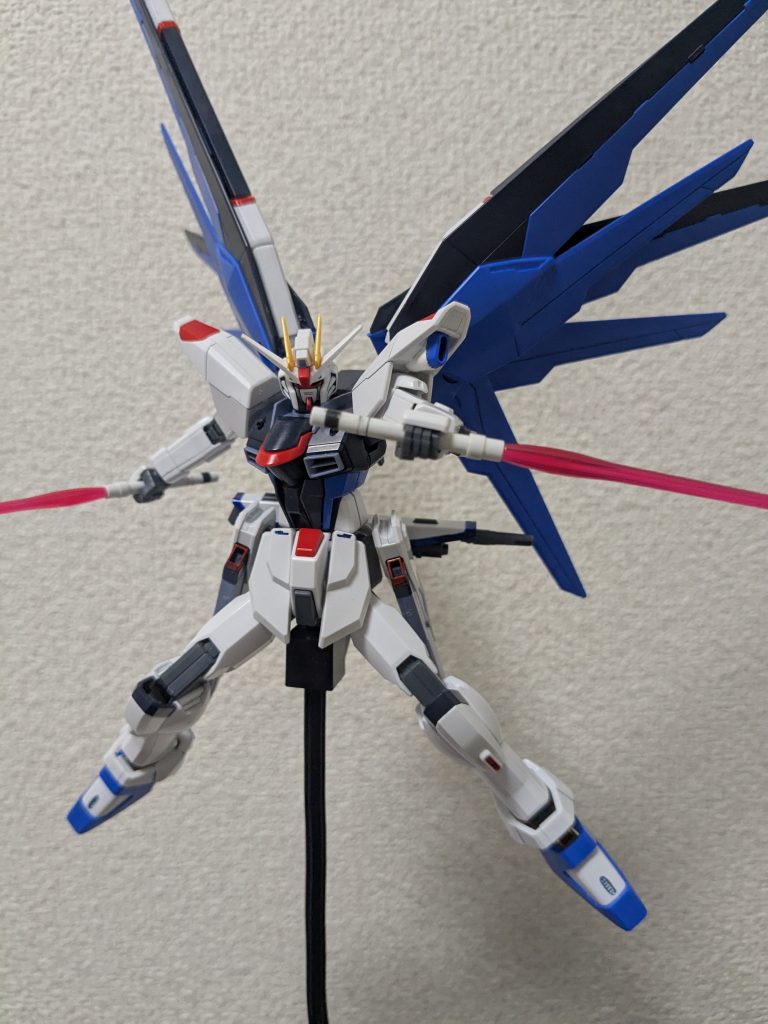 HGCEフリーダムガンダム  改造Ver2–4枚目/制作者：気まぐれ