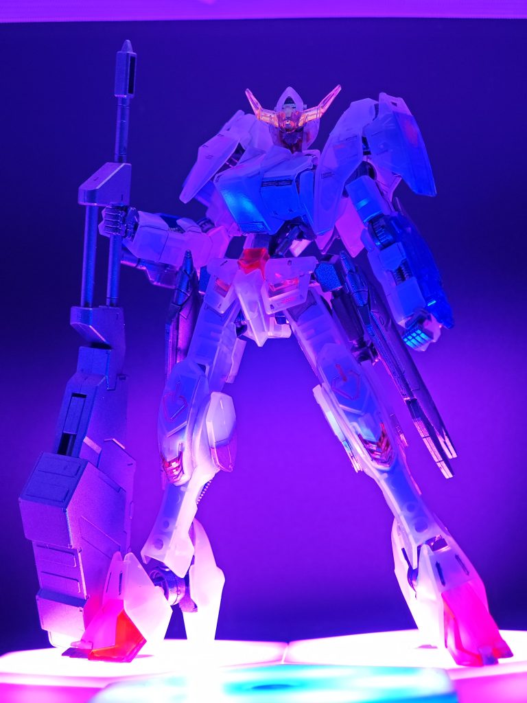 ほとんど作った事なかったんですが限定品のクリアカラー中々面白いですね。