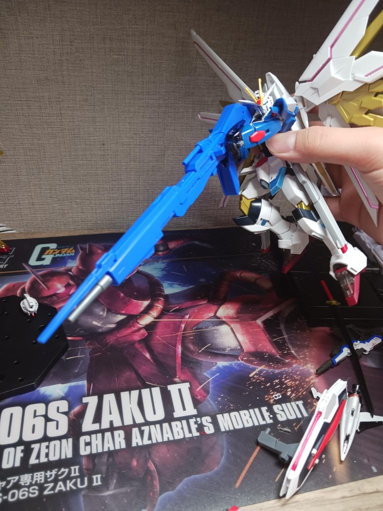 しかし、ハイパーメガランチャーを使用することが出来るため燃費が悪い訳ではない