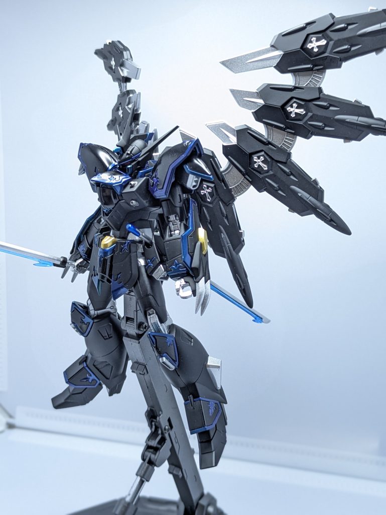 HG ブラックナイトスコード・カルラ~BlueFrame・Rebellion~–6枚目/制作者:天王洲アイル