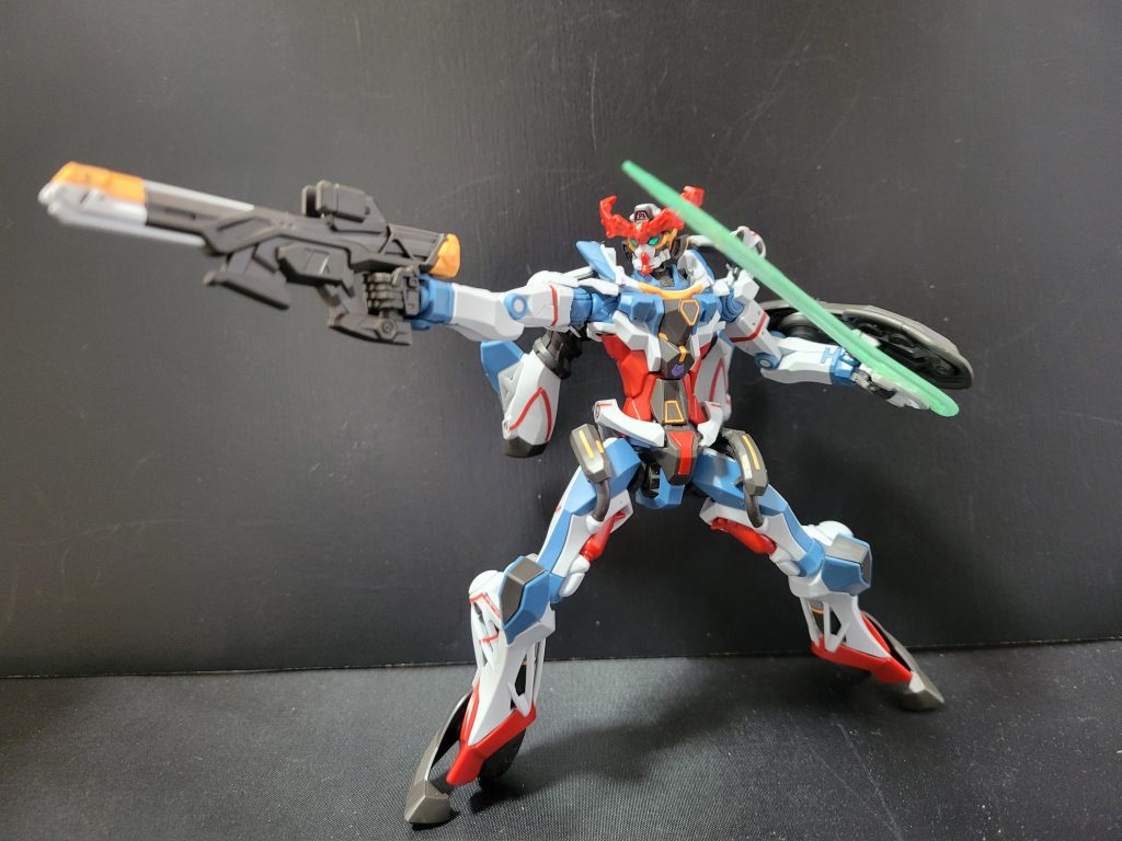 色分けが凄いので今回はスミ入れで簡単仕上げにしましたが、パーツが細かいので時間がかかりました。