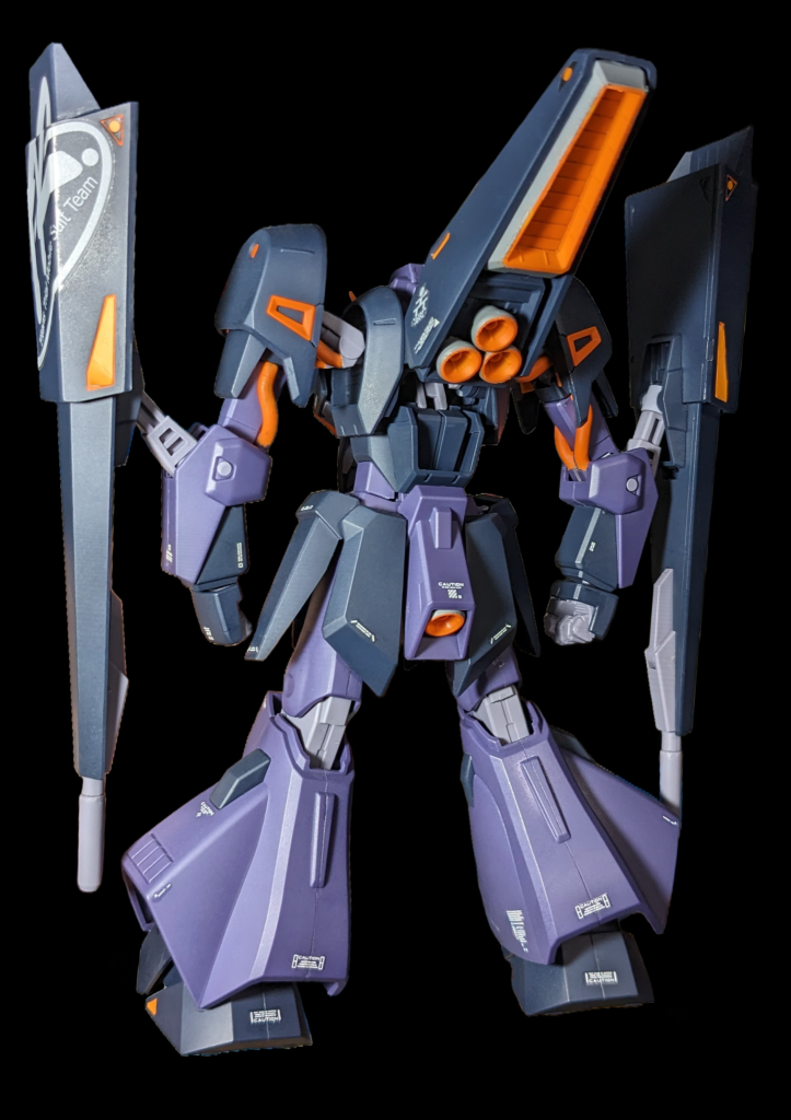 ケーブルや角のオレンジ他部分塗装やデカールの簡単仕上げだけど、手が空いたらもっと手を加えてやりたいなぁ