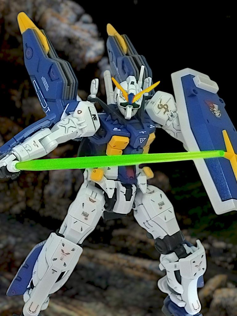 最初はV字アンテナ付ける予定だったのですが見事に似合わない笑