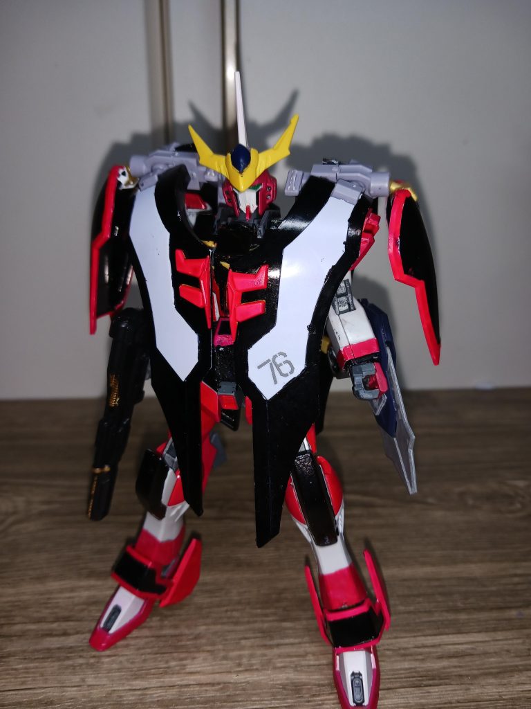 本機はシーズン1にて大破してしまったインパルスヘルを𝕡𝕣𝕚𝕫𝕖が改修した姿である。前回の防御力不足であったため、そこをメインに改修が進められた。装備も変わっていて、ビームライフルは、ビームショットライフル、両腕に取り付けられていたビームサーベルは左側のみになった。