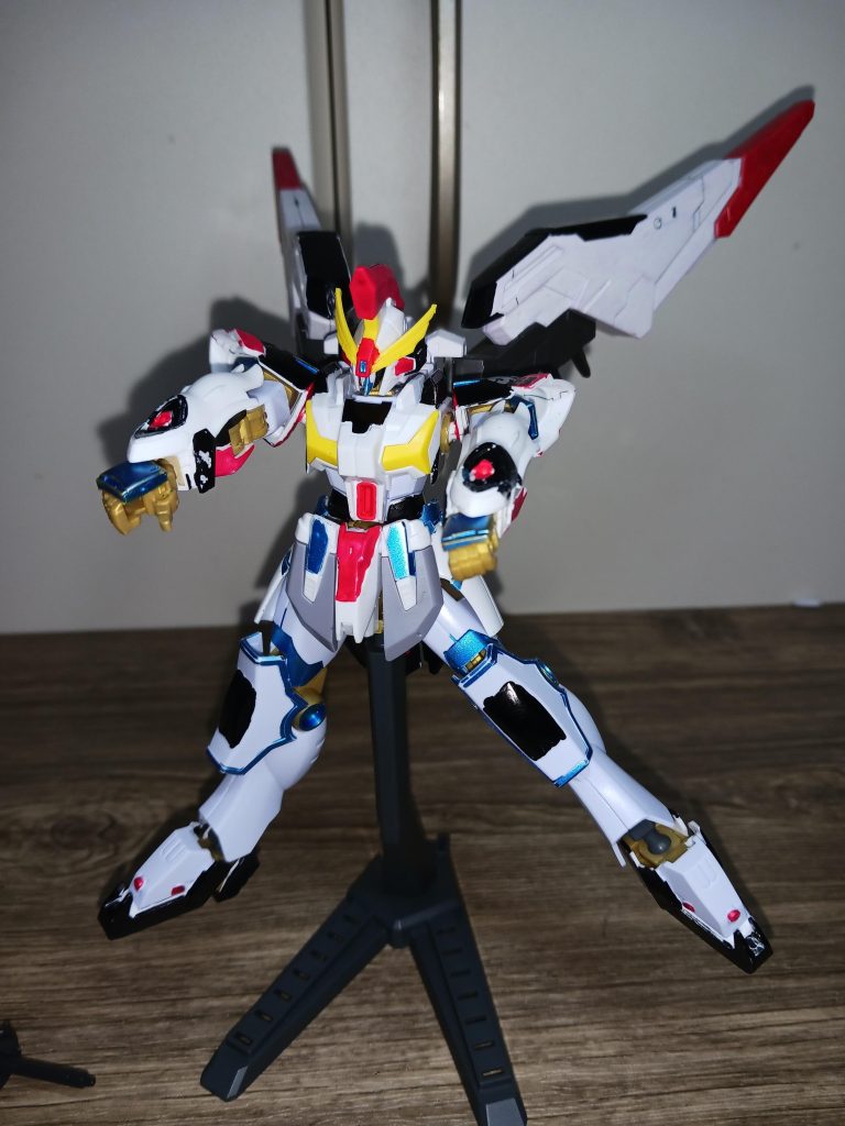 本機は𝕡𝕣𝕚𝕫𝕖が開発した試作型モビルスーツであり、元の名前は｢𝕡𝕣𝕚𝕫𝕖試作型モビルスーツ2型｣であり、零式の実質的な後継機である。しかし、この名はダサすぎるということからカイトが乗るからという理由でレプリクトIIになった。