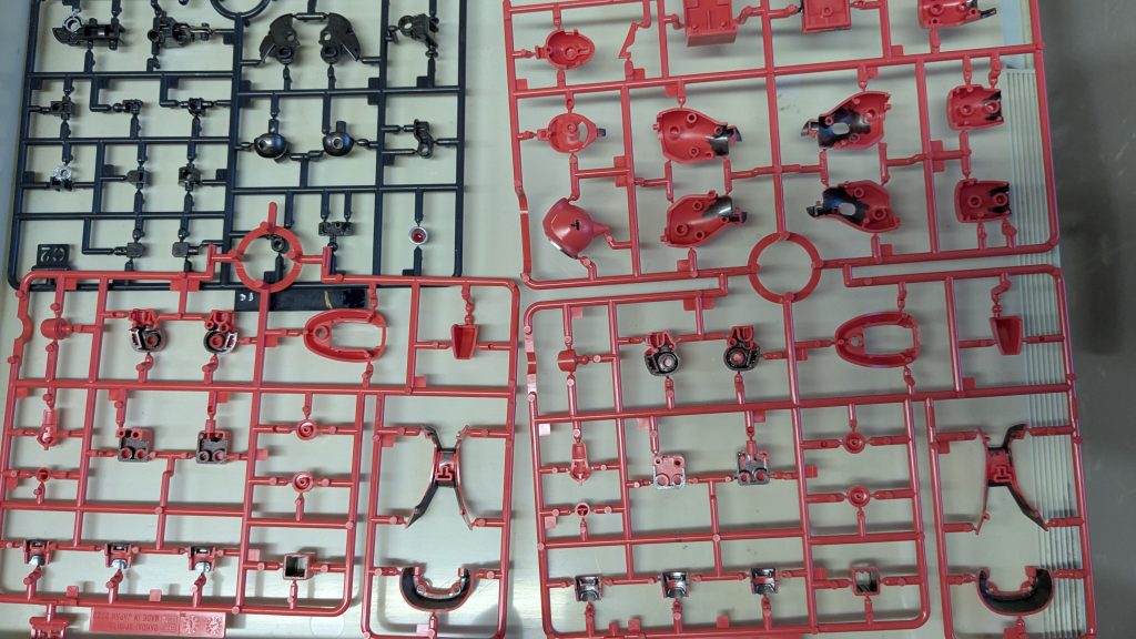 HGUCシャア専用ザクII–2枚目/制作者：どさんこII