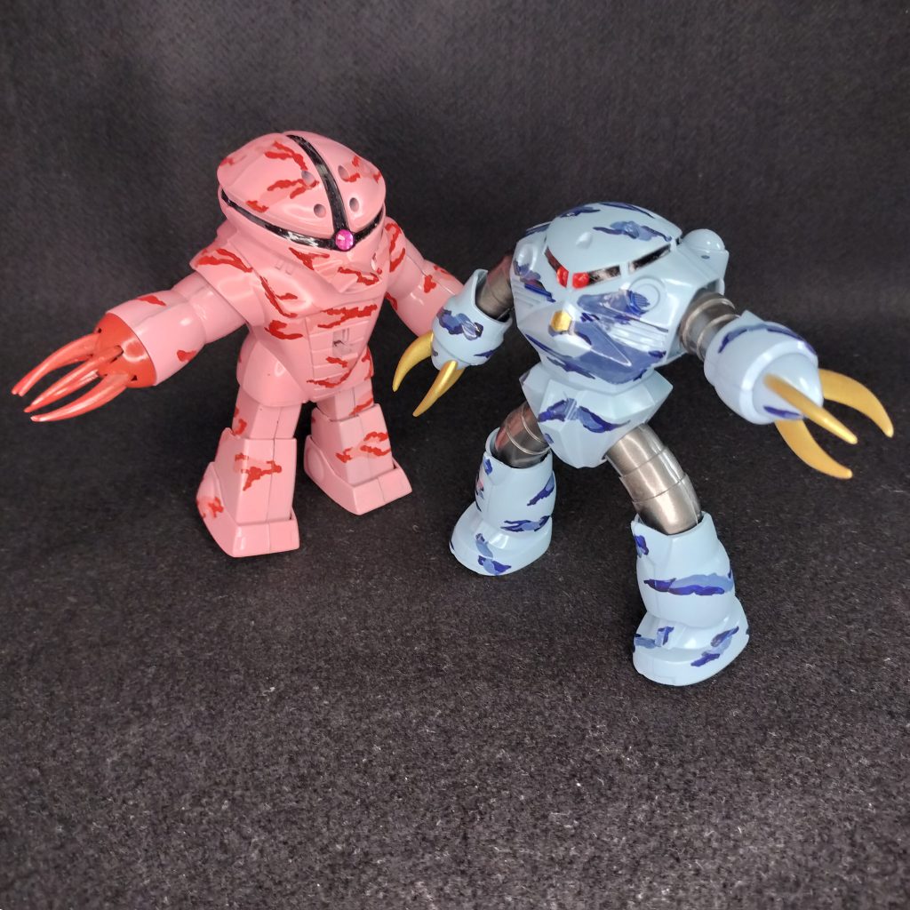 迷彩つながりで一緒に。