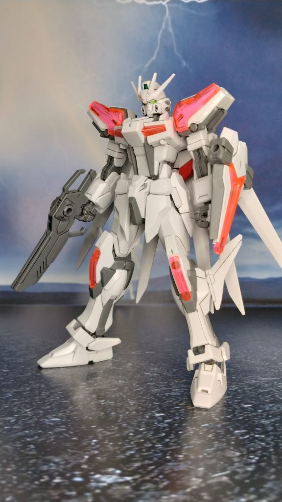 白いビルドストライクを作ろう–2枚目/制作者:マウ