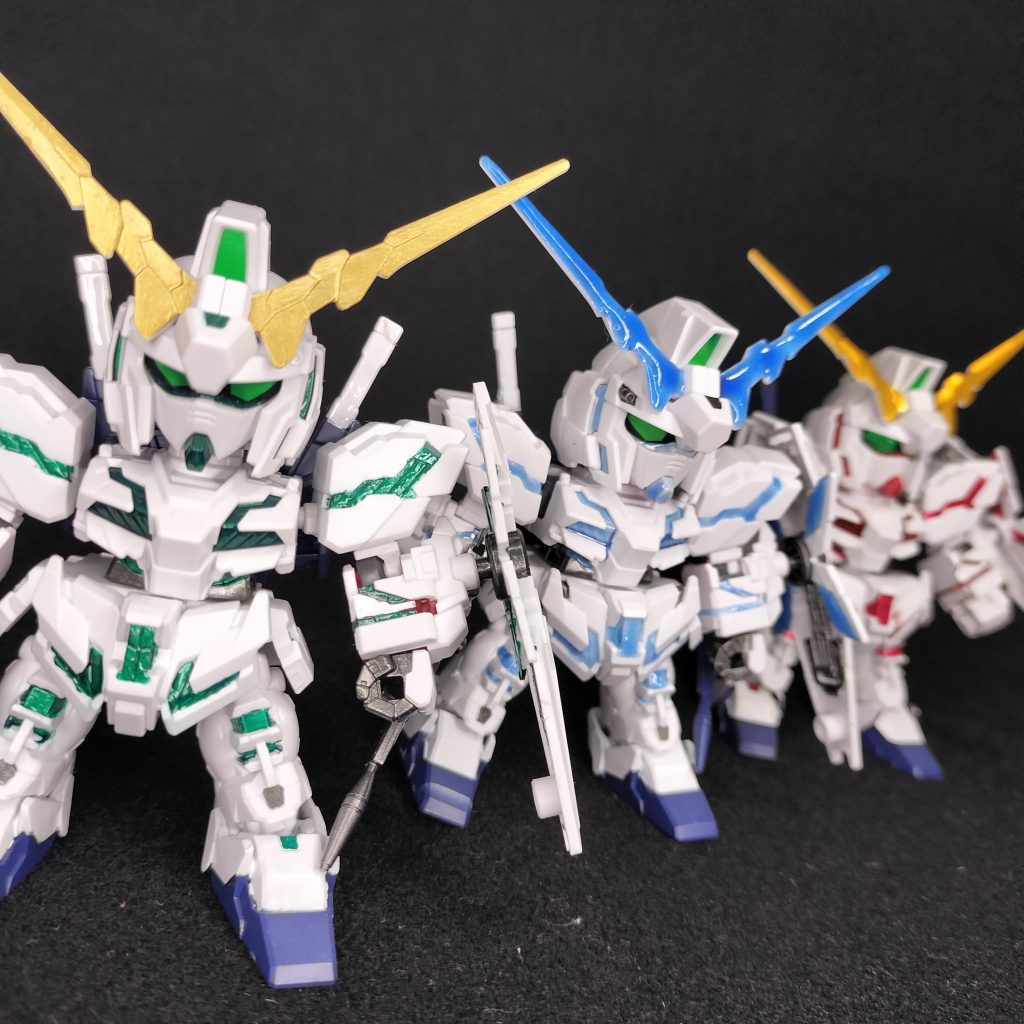 3体のユニコーン赤・緑・青(gandam-hand1)