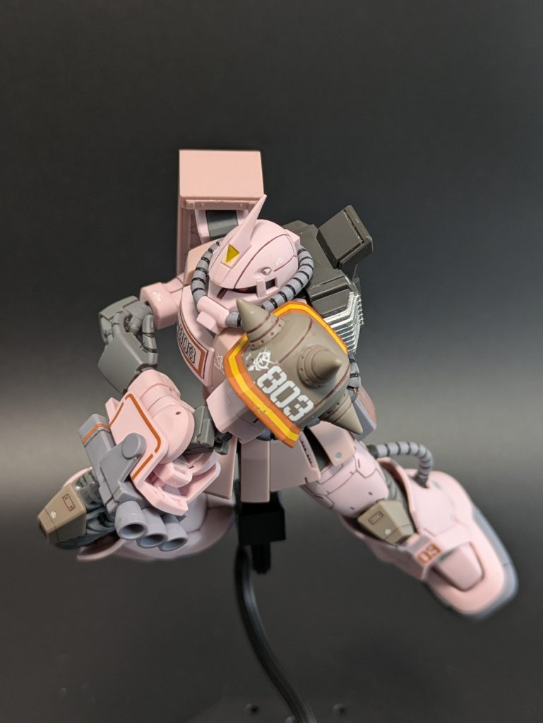 ショルダータックル!ポージングは色々な方の投稿やネットに上がっているものを参考にさせてもらっています🤭っていうかマネさせてもらっています(*^^*)ポージング難しい〜😵💫