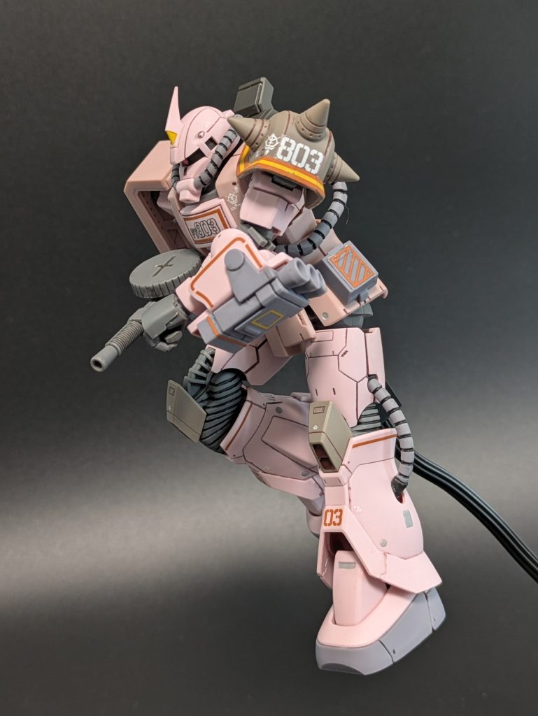 上空からの射撃ポージング😚