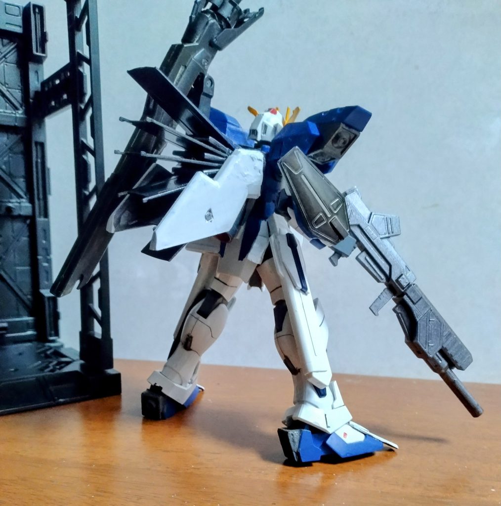 当時Ｇセイバーから拝借した大型バックパック