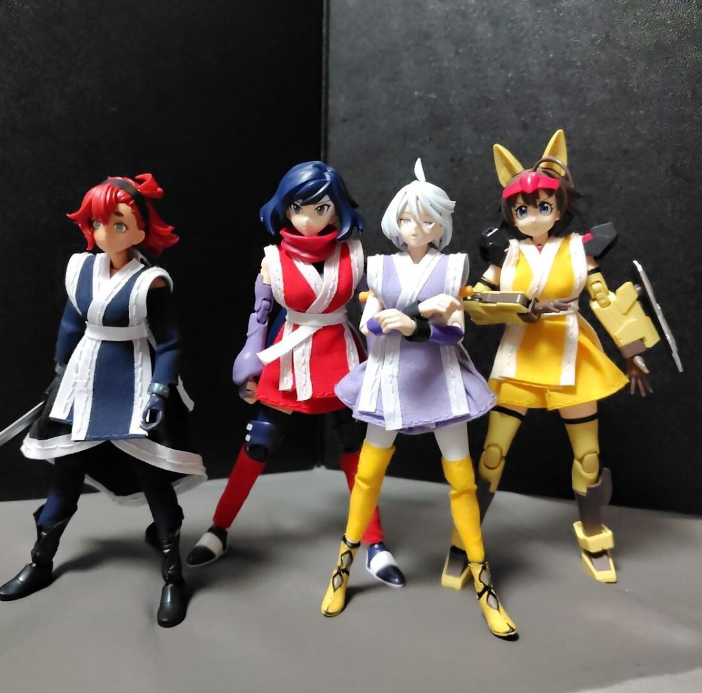 という訳で、忍者服のカラーバリエーションを増やしていた際にふとゴレンジャイのネタが浮かんだので、やってみましたがいかがでしたでしょうか?一応5色を揃える事は出来ますので、本当に戦隊を組ませてみるのも一興かな?余談ですが、この元ネタがあった頃は戦隊モノは5色であることがセオリーでしたが、タイムレンジャー辺りから色が同じ色の戦士が出てくるようになり、ゴーカイジャーに至っては全員が同じ色に変身するといった事までしているので、現代ではそこまで気になることではないようだ。