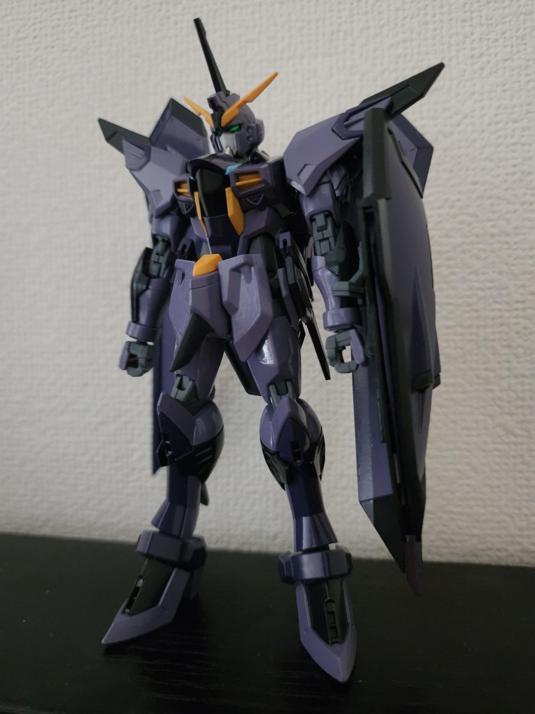 作品名：<p>ガンプラ初心者ですが環境的にエアブラシは使えないので筆塗りでイモータルジャスティスを思いつく色で塗ってみました、折角ですので登録して投稿してみようと思って投稿してます 筆塗りで上手く塗る方法どなたかご存知でしたらご教授お […]</p>