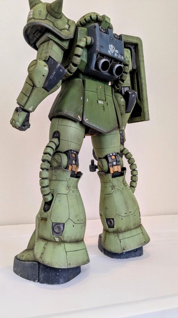 バックショット。はっきりいって大幅に手抜きです(笑)コンテスト用作品ということで、見えないところは塗料のテスト用パーツです(笑)