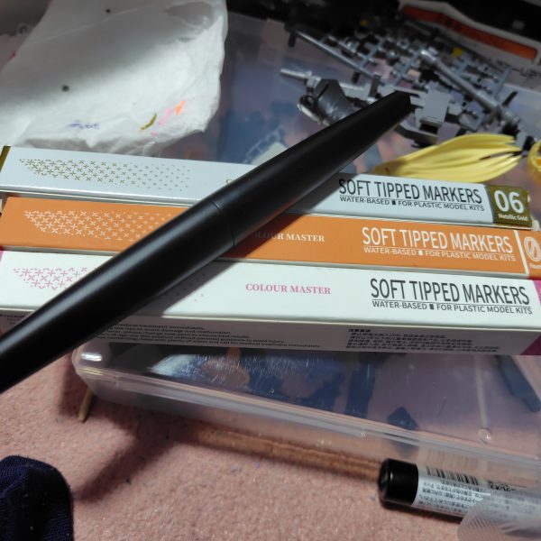 最近の塗装ペン事情