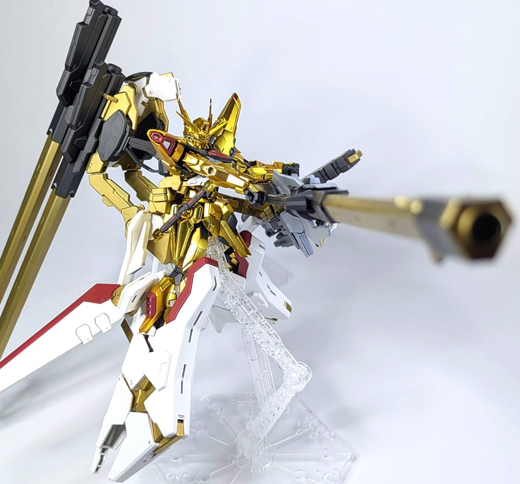 アカツキとゼウスシルエットを作ったからには、やはりこれをやらずには終えられません。「垂直軸線、誤差修正...射出電圧臨界!いけぇ!」 ここまで目を通してくださり、本当にありがとうございました。