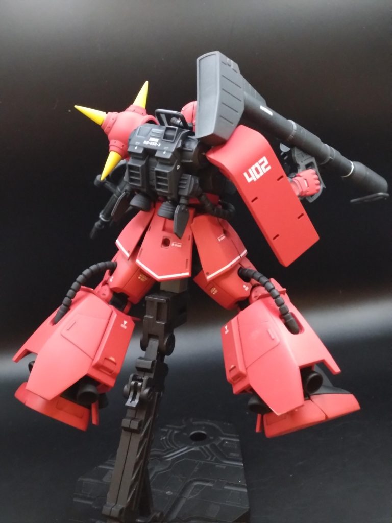 後ろです。スパイク……