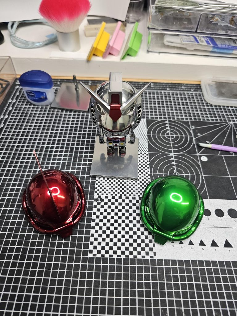 このカラーメッキ感だったら、ムーンストーンパール下地でも変わらない気がしてしまう😢