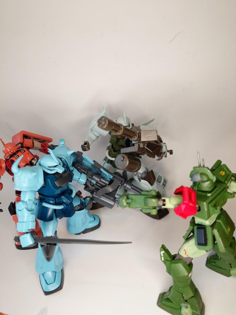 ノリス「さあ、いい試験データが取れたわね、グラン」マサド「そうねアロン、もう用はないから帰りましょうプロトワン」シロー「お前らその面でオネェ言葉やめろぉ!行くなアイナ!一緒に風呂に入りたいんだぁぁぁ!」