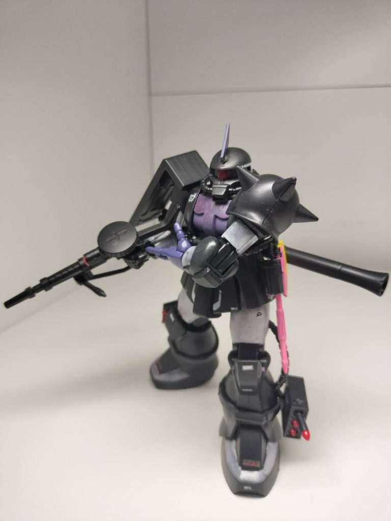 ミサイルが発射される瞬間をとらえた一枚どうか肩の合わせ目消ししてないことには触れないで欲しい