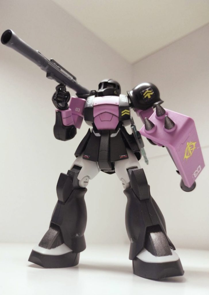 肩にバズーカが置けるようになっている仕様