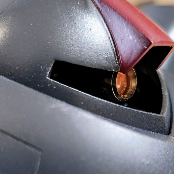 また折りました…