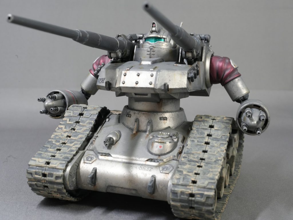 四月の再販品でもっとも楽しみだったガンタンク初期型。なんとか手に入れることが出来ました。今作のテーマは「スチームパンク」!そもそもガンタンク初期型のデザイン自体がスチームパンク感があるというか、ノスタルジックというか・・・本当にアナタ宇宙世紀生まれ??