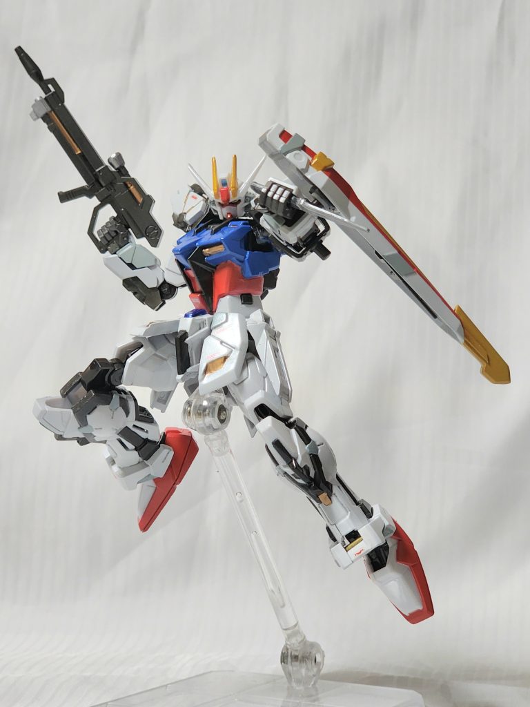 パーツのクリアランスとか、ちょっと無理させてる感ありますけどポーズもしっかりキマりますね🤗