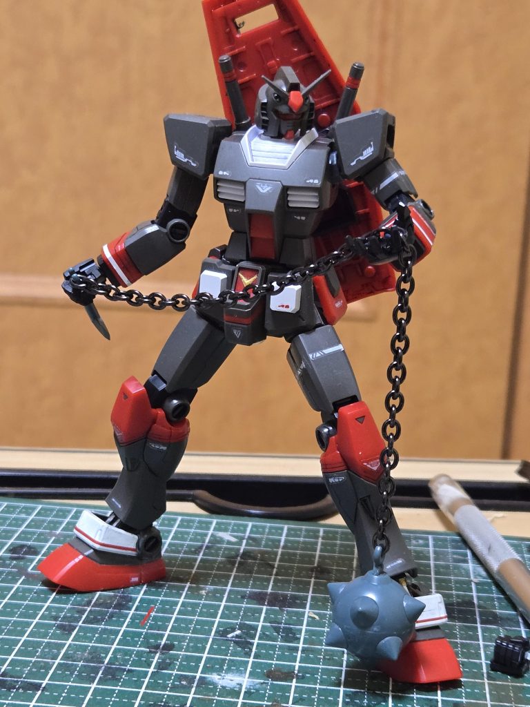 ハンマーは他のキットのがあったので最近の流行り?で持たせてみました(((^_^;)