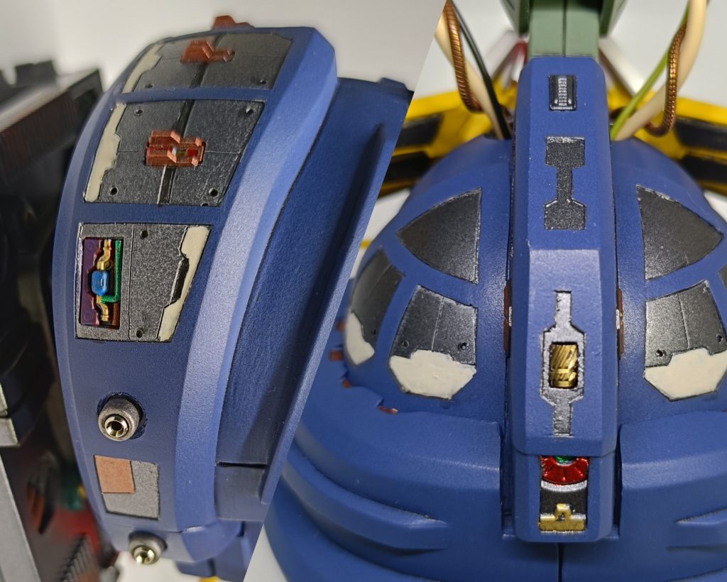 上のガンダムをアーティファクト化した事により、下のガンダムヘッド部がのっぺりしてしまったので、ディテールを追加しています。