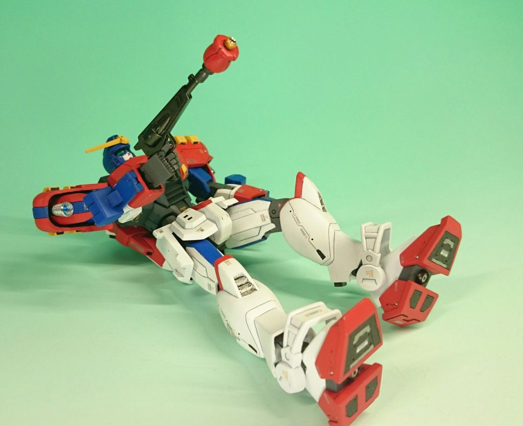 Goodbye… Champ!!旧キット ガンダムローズからローゼスビットを真鍮線接続出来ます。