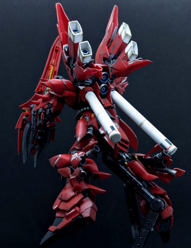 エフェクトパーツ…ビームアクス握らせたかった…けど、断念しちゃいましたわ〜(笑)ポージング取らせるならHGですな(笑)(笑)では、HGと並べて…