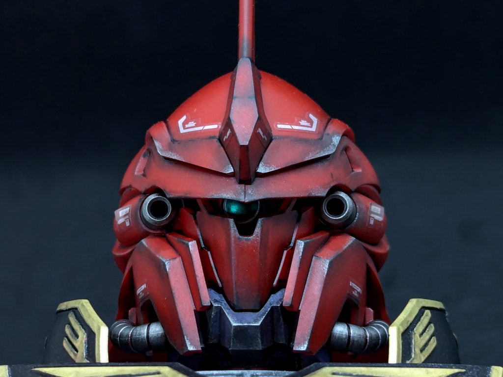 サイズ的に1/48…PGサイズですから汚しがいのある大きさでした〜(*ノω・*)テヘ このヘッドディスプレイは別パーツがあり…