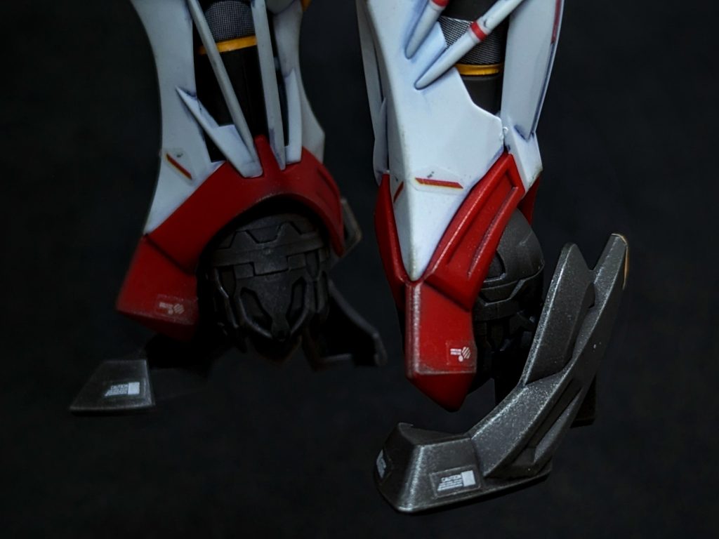 さて、ポージングでも(*´艸`*)まずは発動前⋯ コア・ファイター?ドッキングぅ〜 ⋯からの発動!!!!