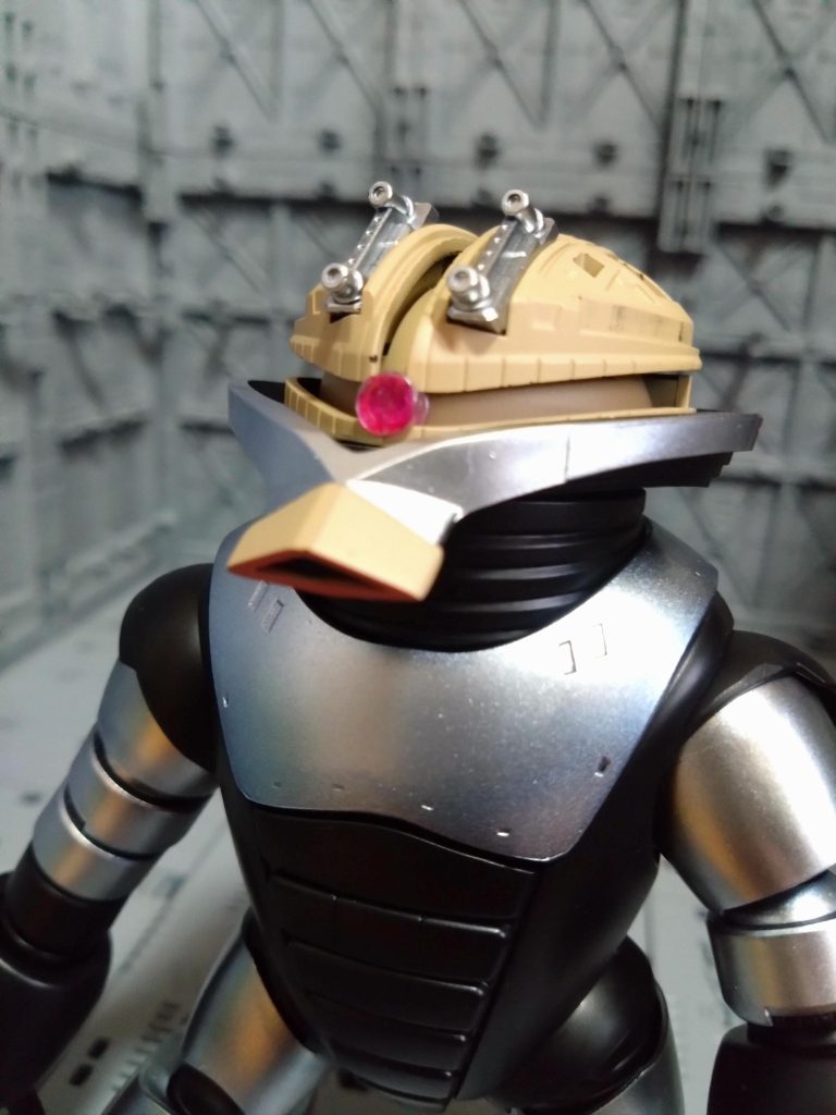 あ、頭の装甲取るとこんな感じです🧠