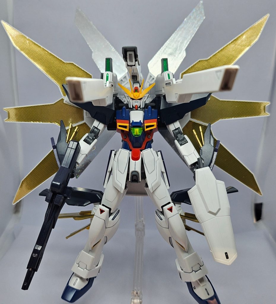 トライサテライトキャノン頭頂部のサテライトキャノンから発射されたビームがツインサテライトキャノンと合わさり更に極大化する射線イメージです。