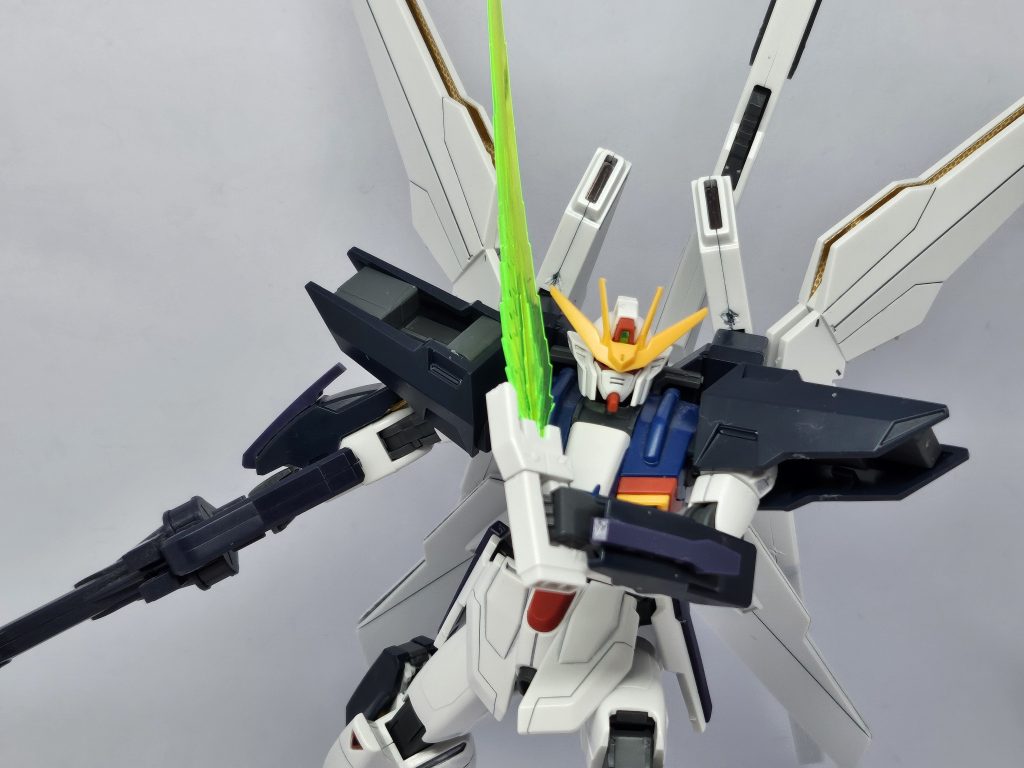 斬撃肩周りのバックパック干渉は無くなったので躍動感も出せます。