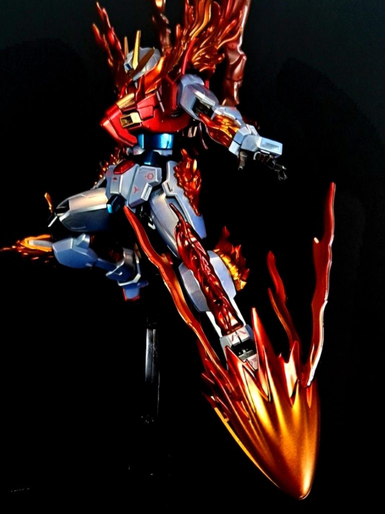 次元覇王流聖槍蹴り空高くジャンプした後に落下する際のスピードを上乗せする事で威力を倍化させた蹴り。こちらでも粒子の衝撃波が発生する。